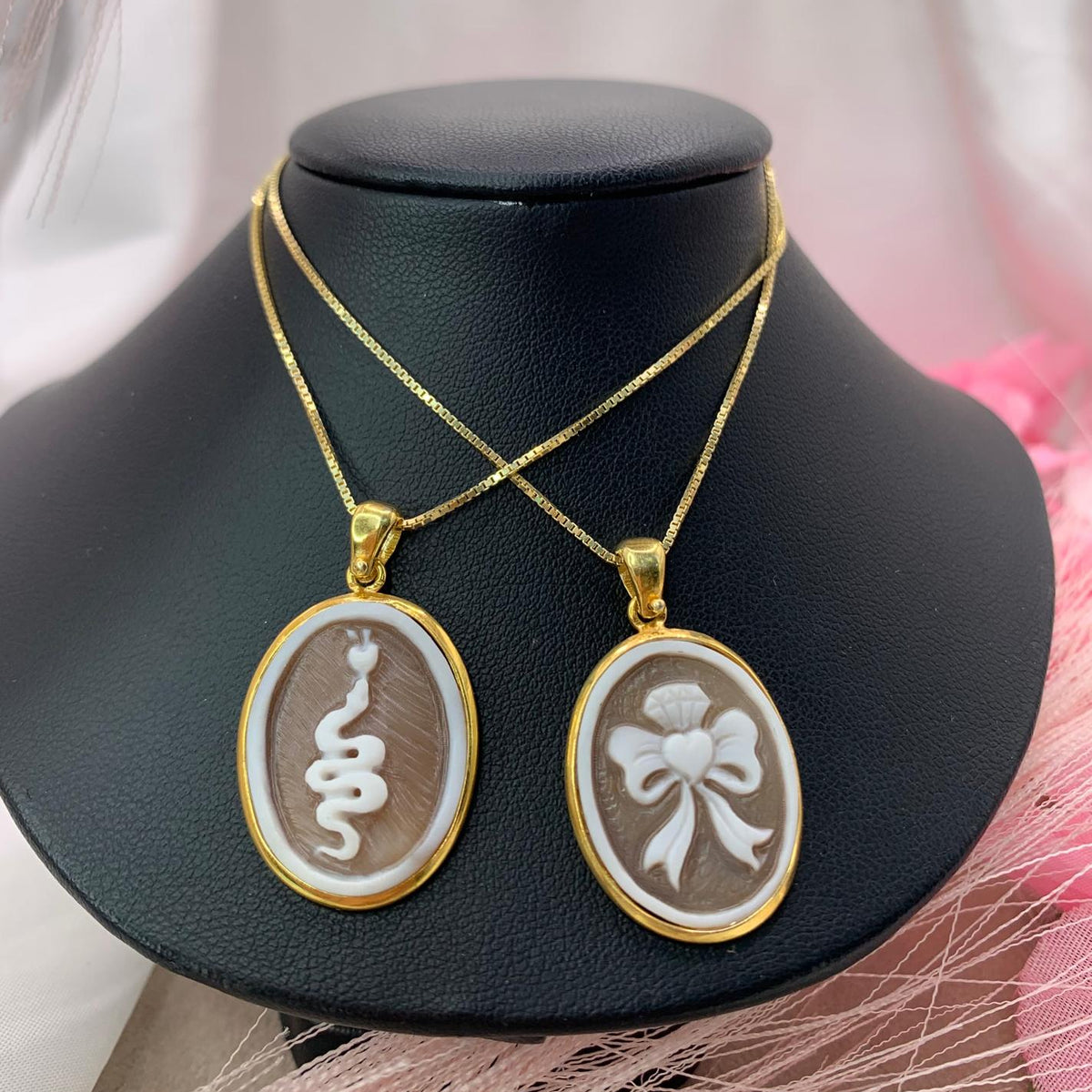 Collana cameo simbolo