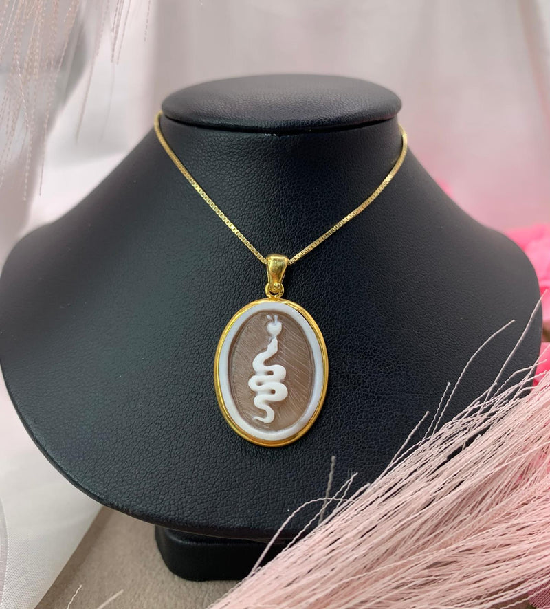 Collana cameo simbolo