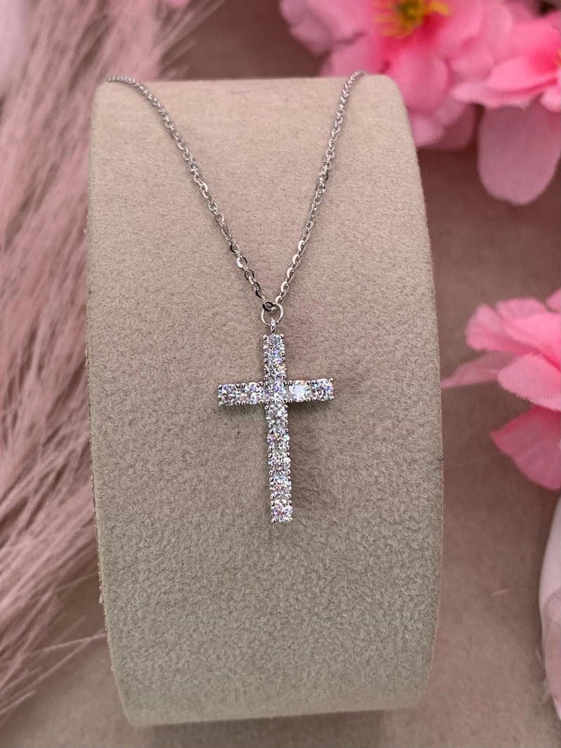 Collana m croce strass