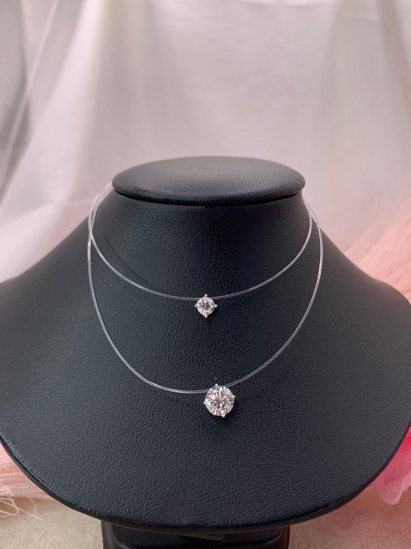 Collana invisible