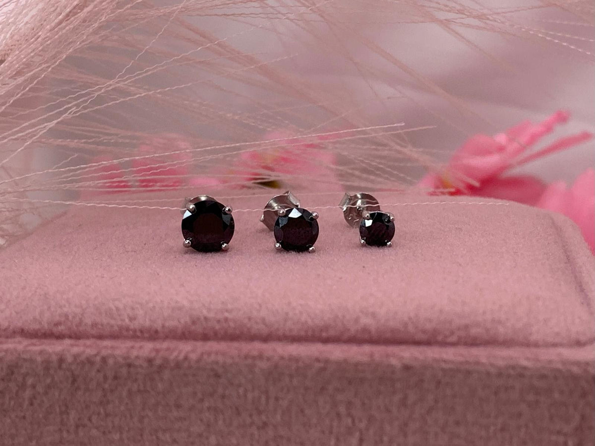 Orecchini m Black 5 mm