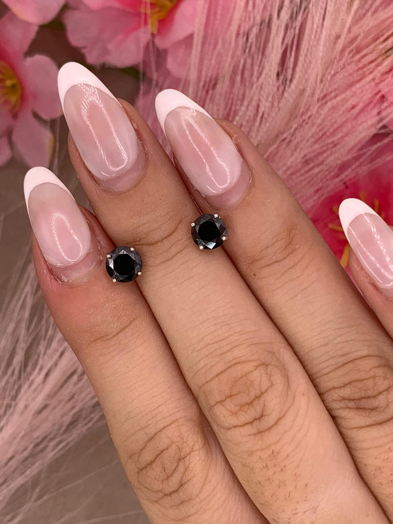 Orecchini m Black 6 mm
