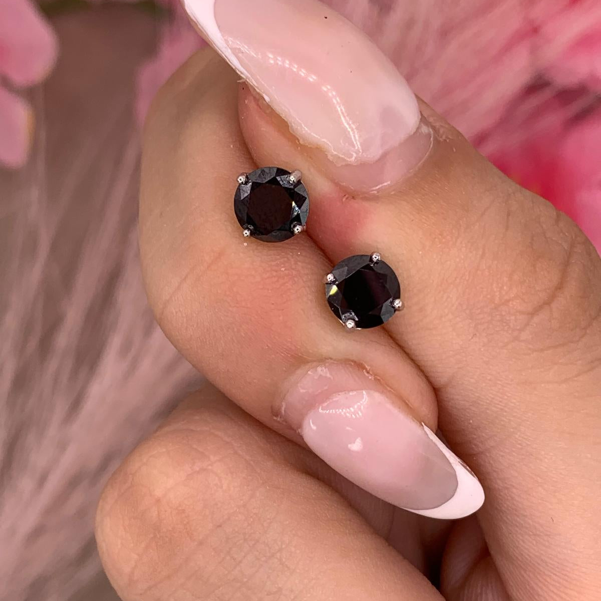 Orecchini m Black 6 mm