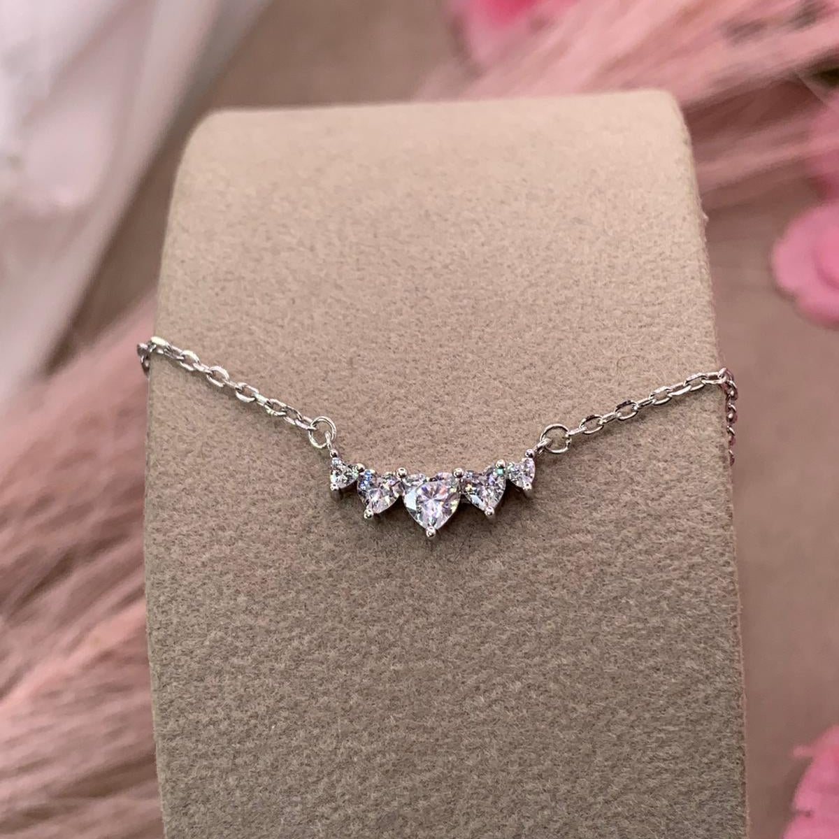 Collana five