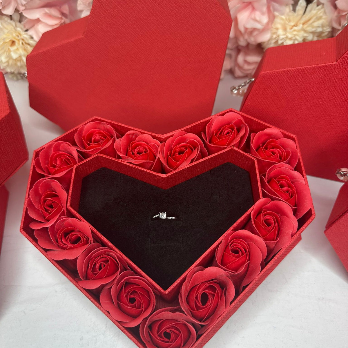 Box happy valentine