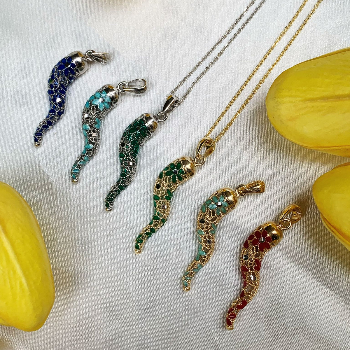 Collana corno filigrana