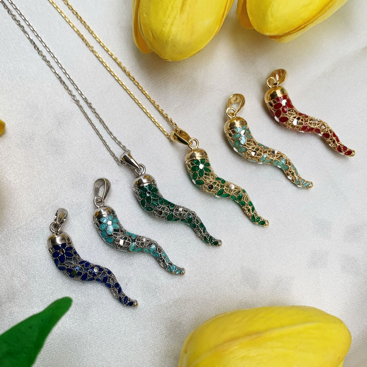 Collana corno filigrana