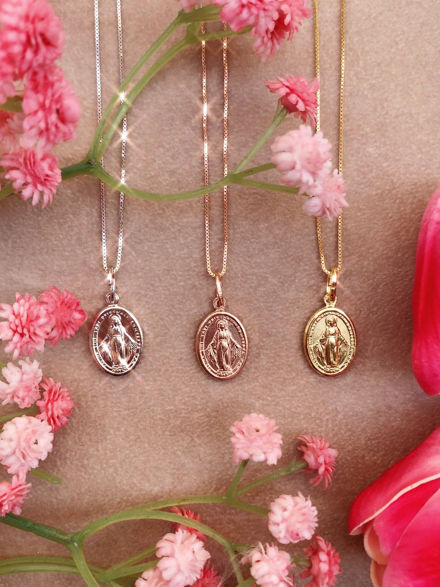 Collana madonnina big