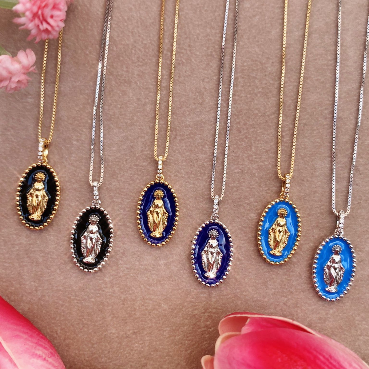 Collana madonnina smaltata