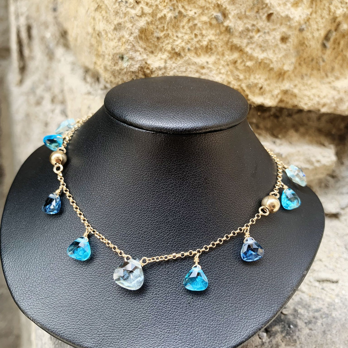 Collana cristallina
