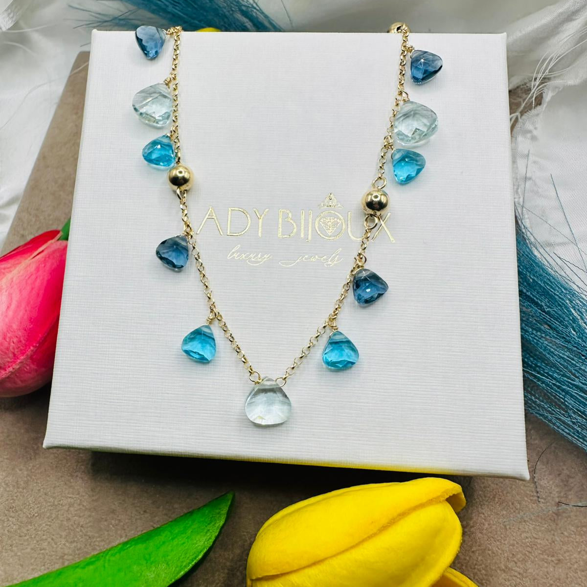 Collana cristallina