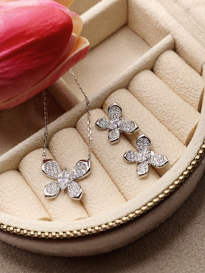 Collana farfalla shine