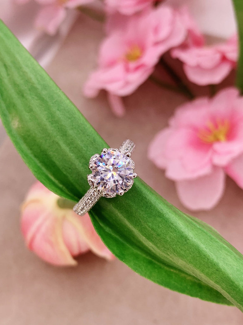 Solitario luxury mega