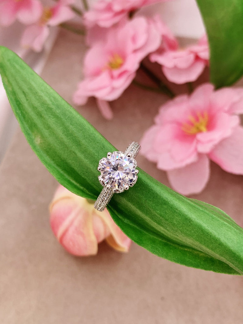 Solitario luxury mega