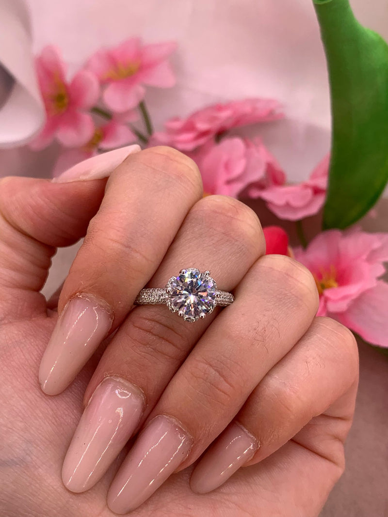 Solitario luxury mega