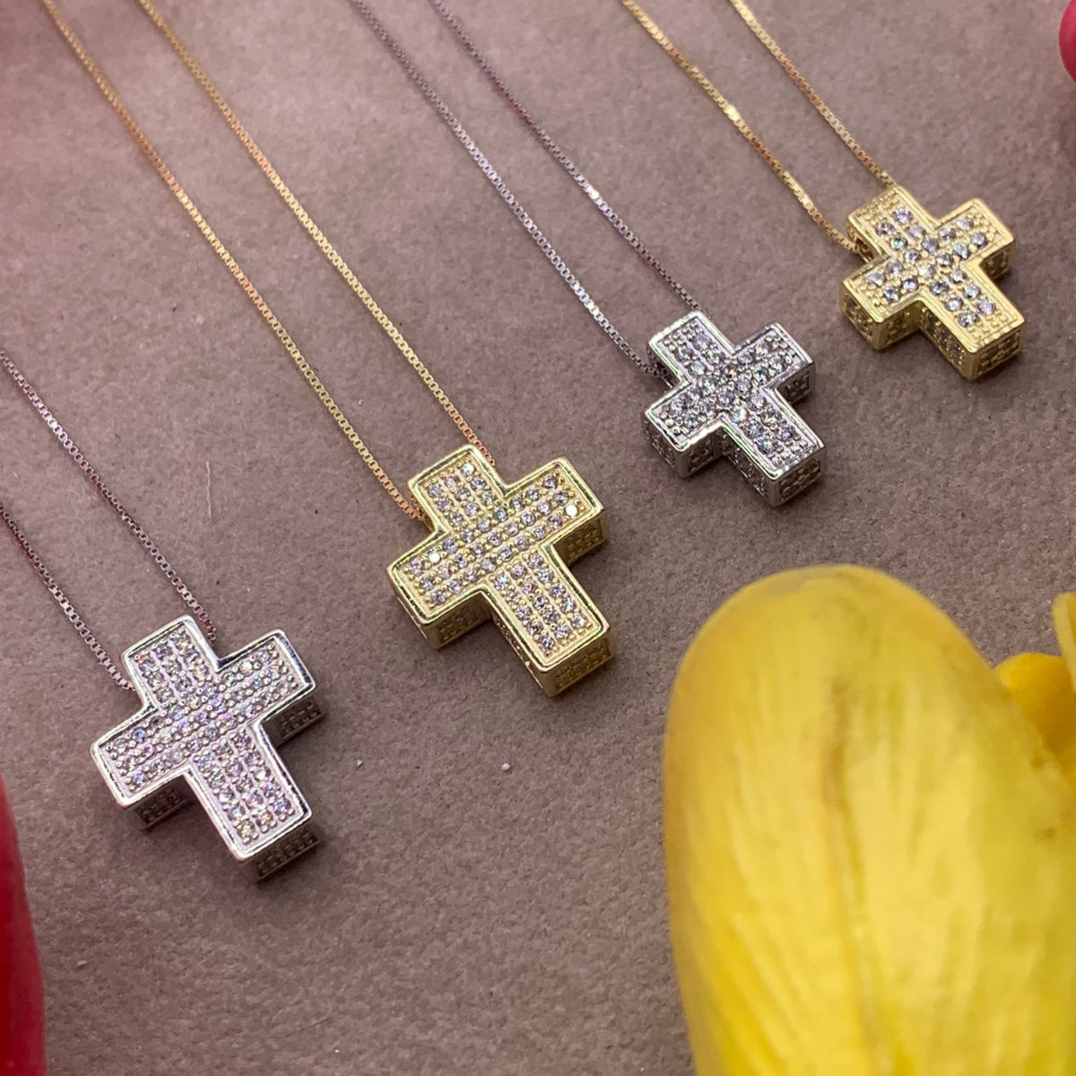 Collana croce salvini