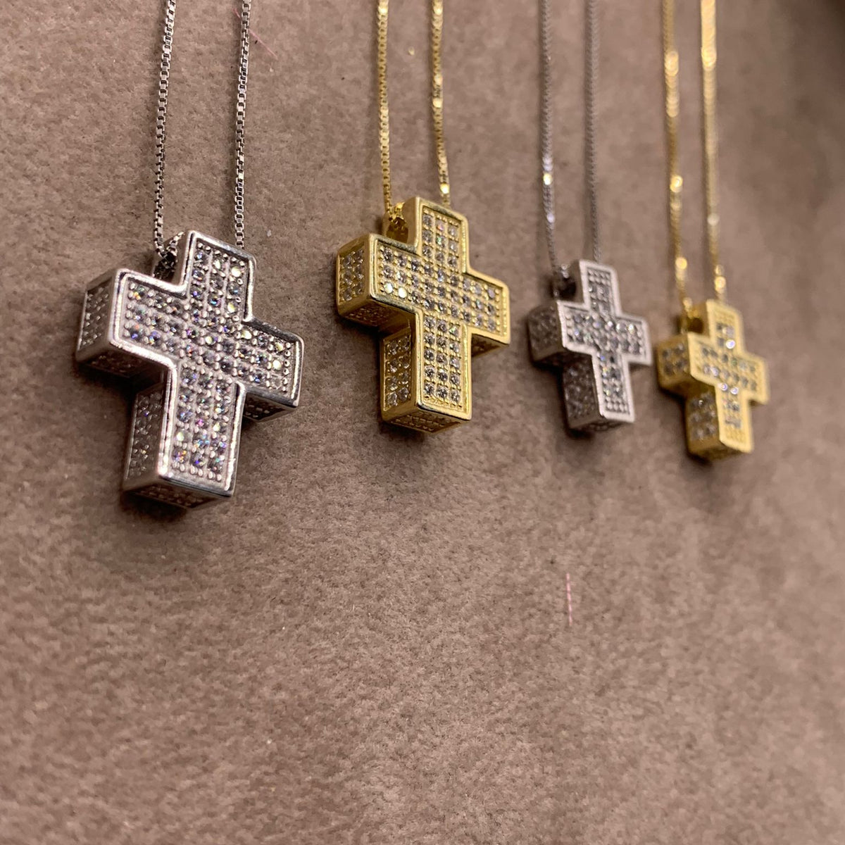 Collana croce salvini