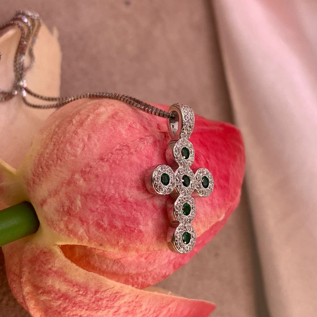 Collana croce smerald