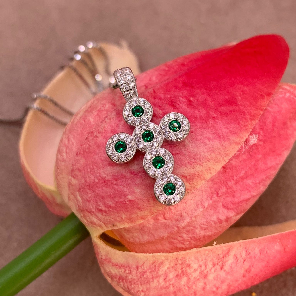 Collana croce smerald