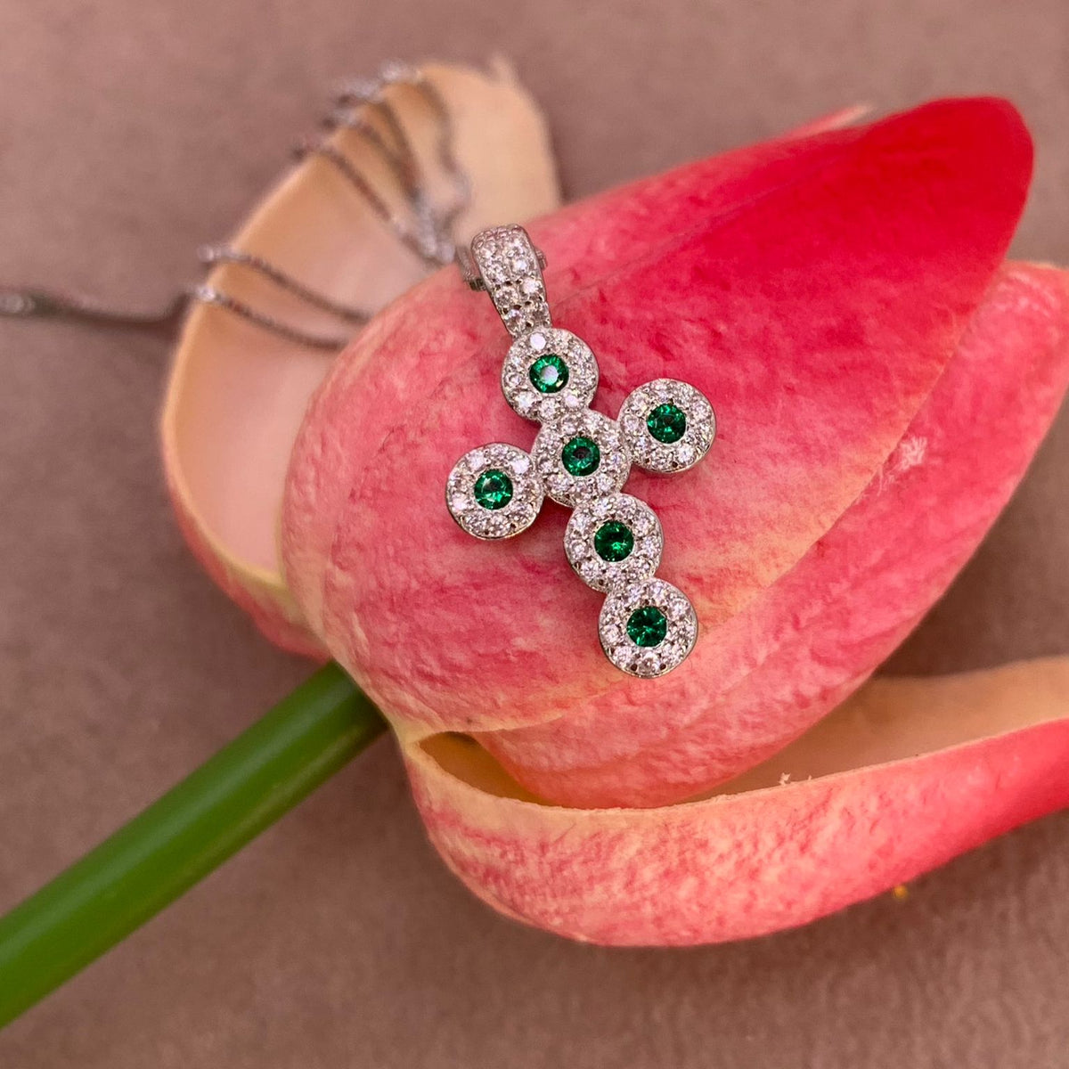 Collana croce smerald