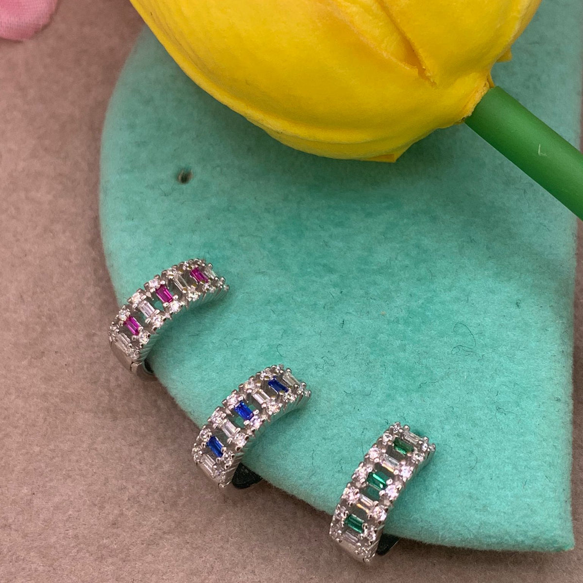 Orecchini cerchietti tiara