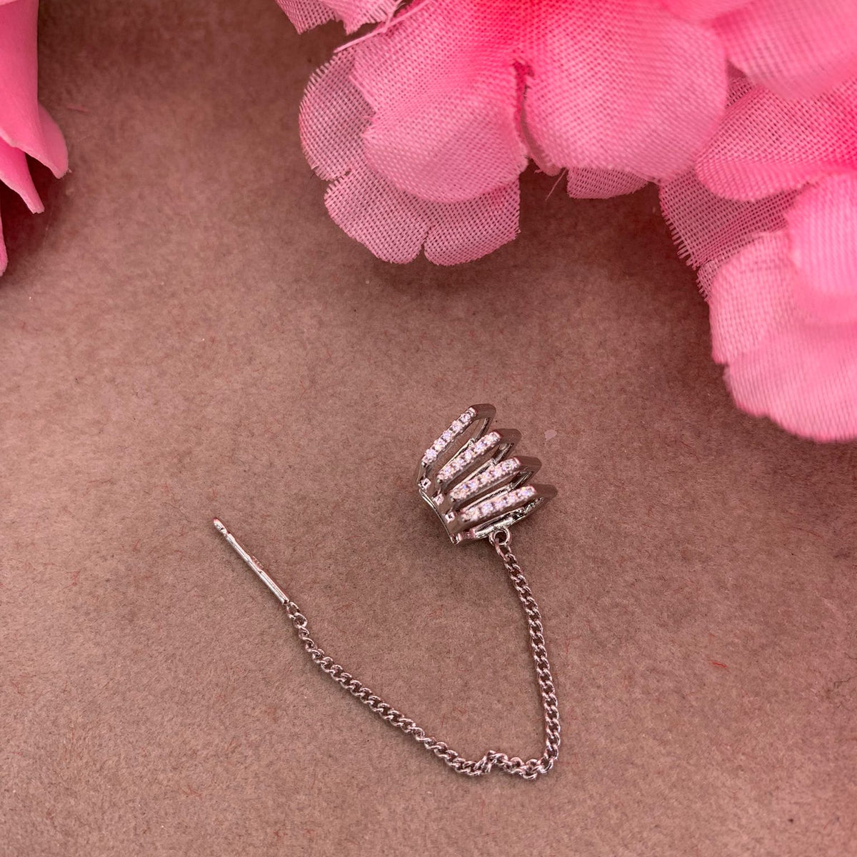 Earcuff strong