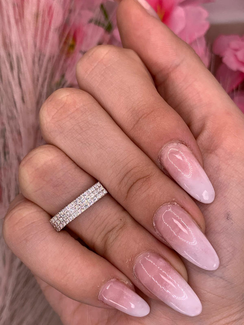 Anello m tiare