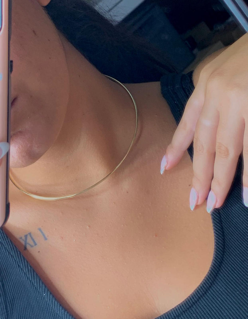 Collana rigida spessa