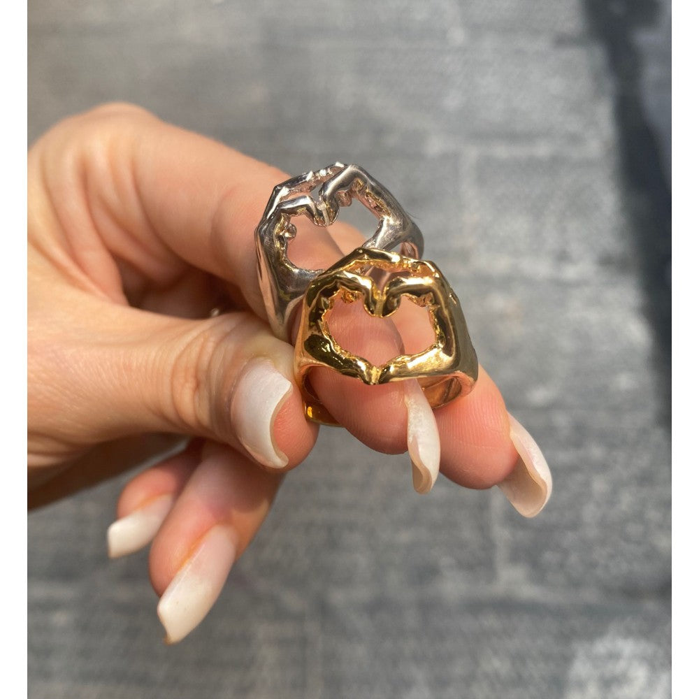 Anello mani cuore