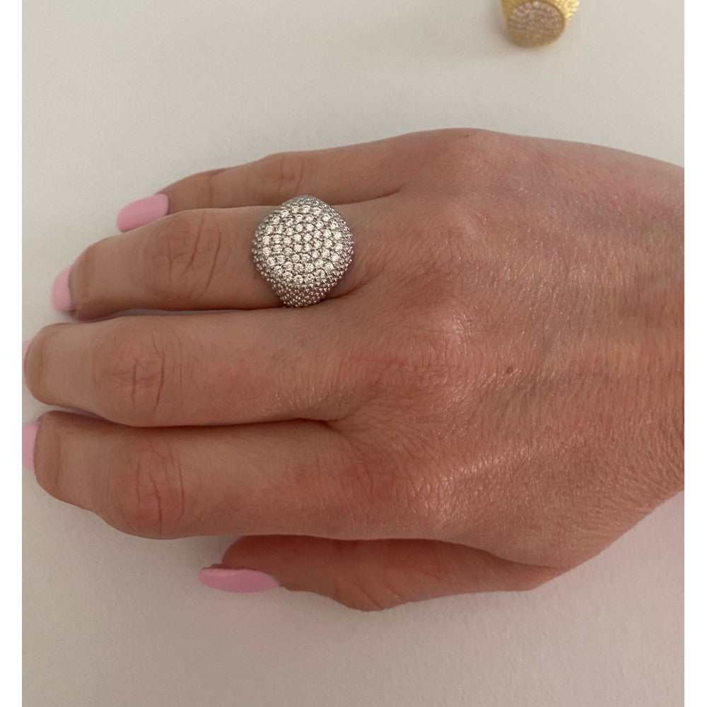 Chevalier borchiato e zirconato
